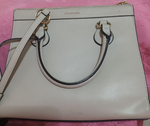 LYN EST.2001 กระเป๋าถือมือสอง สภาพดี รูปที่ 3