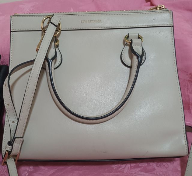 LYN EST.2001 กระเป๋าถือมือสอง สภาพดี รูปที่ 2