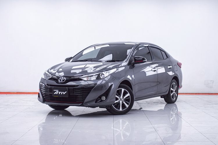 รถ Toyota Yaris ATIV 1.2 S Plus สี เทา