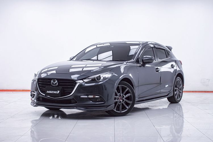 รถ Mazda Mazda3 2.0 SP สี เทา