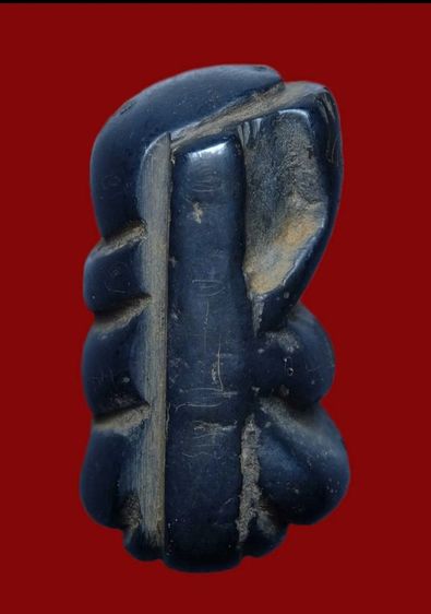 พระปิดตาเนื้อเมฆพัตรพิมพ์มัดข้าวต้มของหลวงพ่อดีวัดบ้านยางนครปฐมสร้างปี 2460 สร้างเพียงแค่เนื้อเดียวหลวงพ่อจารด้วยมือตัวเองทุกองค์ รูปที่ 3