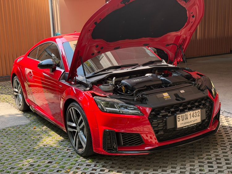 Audi Audi TT  2023 2.0 Quattro 4WD Sedan เบนซิน เกียร์อัตโนมัติ แดง รูปที่ 2