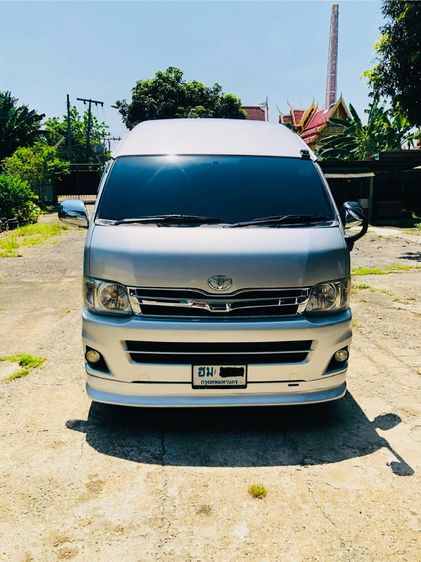 Toyota Commuter 2013 2.5 Van ดีเซล เกียร์ธรรมดา บรอนซ์เงิน รูปที่ 4