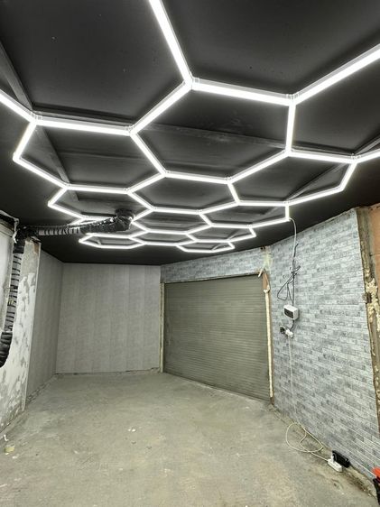 ไฟ LED ร้านล้างรถ Honeycomb, Square โมดูลาร์ Car Wash ไฟแต่งร้านดีเทลลิ่ง ปรับแบบได้ รูปที่ 4