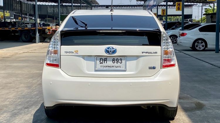 Toyota Prius 2011 1.8 Hybrid Sedan ไฮบริด ไม่ติดแก๊ส เกียร์อัตโนมัติ ขาว รูปที่ 3