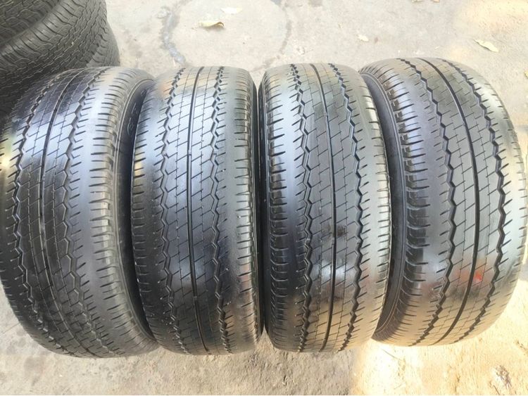 ยาง Dunlop SP 235 60 17 ปี 25 ชุดละ 5,000 บาทครับ