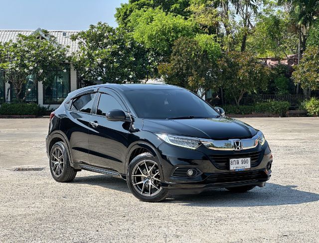 HR-V 1.8 EL (ไมเนอร์เชนไฟใหม่แล้ว รถมือเดียว โครงสร้างสวยเดิมสุดๆ เข้าศูนย์ตลอด ซื้อสดไม่มี vat ผ่านการตรวจ certify การันตีคุณภาพ 5 ดาว