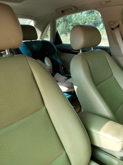 Audi Audi A4  2002 2.0 Sedan เบนซิน เกียร์อัตโนมัติ เทา รูปที่ 4