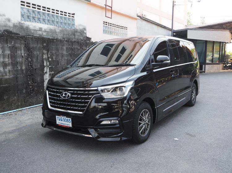 Hyundai H-1 2021 2.5 Deluxe Van ดีเซล ไม่ติดแก๊ส เกียร์อัตโนมัติ ดำ รูปที่ 2