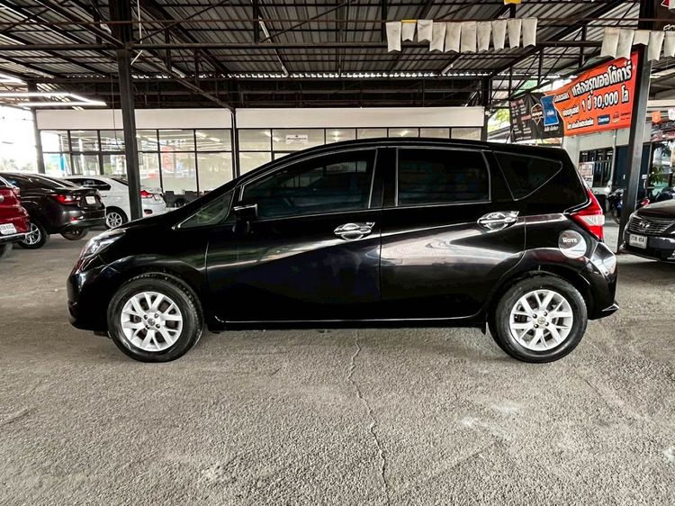 Nissan Note 2018 1.2 V Sedan เบนซิน ไม่ติดแก๊ส เกียร์อัตโนมัติ ดำ รูปที่ 4