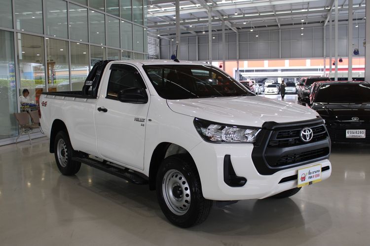 Toyota Hilux Revo 2023 2.8 G 4WD Pickup ดีเซล ไม่ติดแก๊ส เกียร์ธรรมดา ขาว รูปที่ 3