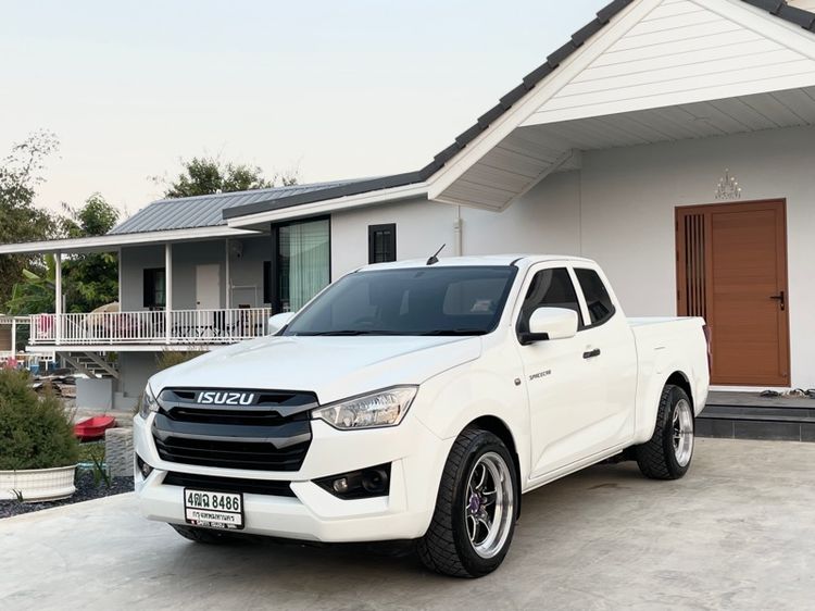 รถ Isuzu D-MAX 1.9 S สี ขาว