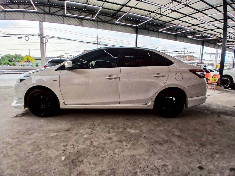 Toyota Vios 2014 1.5 E Sedan เบนซิน ไม่ติดแก๊ส เกียร์อัตโนมัติ ขาว รูปที่ 4