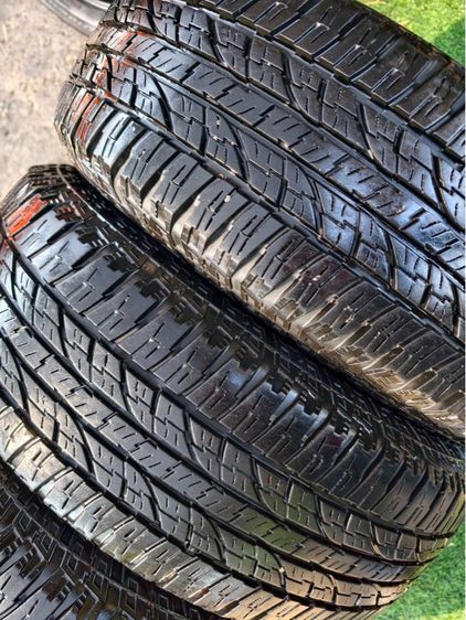 ยางกระบะแก้มขาว yokohama 245 70 16 ปี 25 ชุดละ 8,000 บาทครับ รูปที่ 2