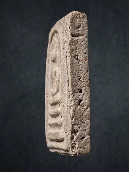 พระสมเด็จวัดระฆัง พิมพ์เจดีย์ (โย้) รูปที่ 4