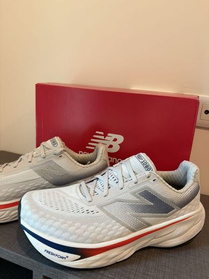  New Balance Fresh Foam X 1080 v14
รุ่นท็อปสุดของ NB  รองเท้าวิ่งสายซัพพอร์ตนุ่มเด้งที่นักวิ่งหลายคนยกให้เป็นคู่โปรดสภาพใหม่แกะกล่อง รูปที่ 3