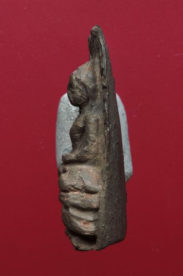 พระรอดลำพูนสวยๆค่ะเก่าค่ะ รูปที่ 4