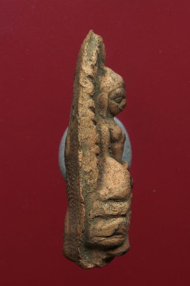 พระรอดลำพูนสวยๆค่ะเก่าค่ะ รูปที่ 3