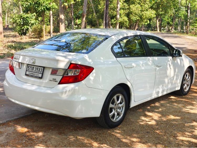Honda Civic 2015 1.8 S i-VTEC Sedan เบนซิน ไม่ติดแก๊ส เกียร์อัตโนมัติ ขาว รูปที่ 4