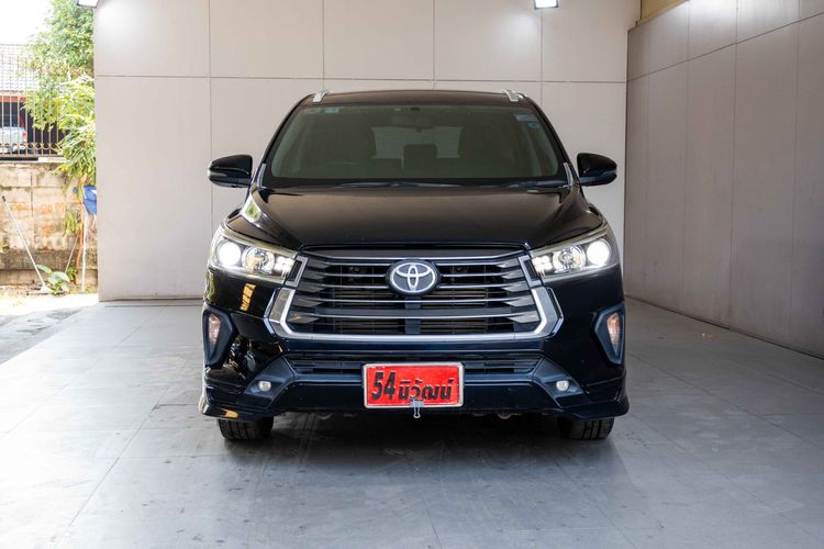 Toyota Innova 2021 2.8 Crysta Utility-car ดีเซล ไม่ติดแก๊ส เกียร์อัตโนมัติ ดำ รูปที่ 2