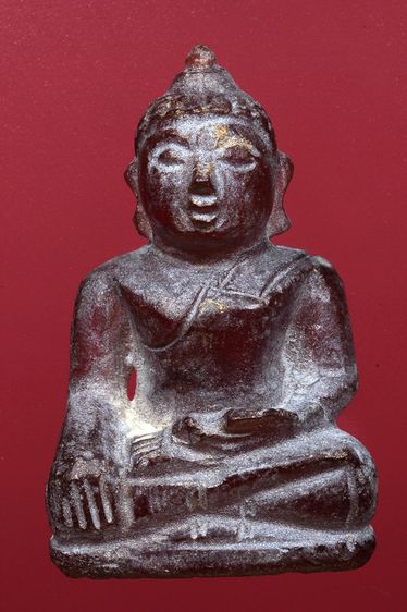 พระพุทธแกะเก่าสวยๆค่ะเก่าค่ะ