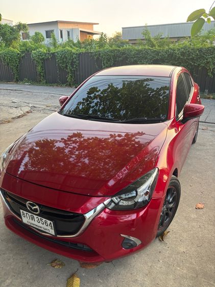 รถ Mazda Mazda 2 1.3 Sports High Connect สี แดง