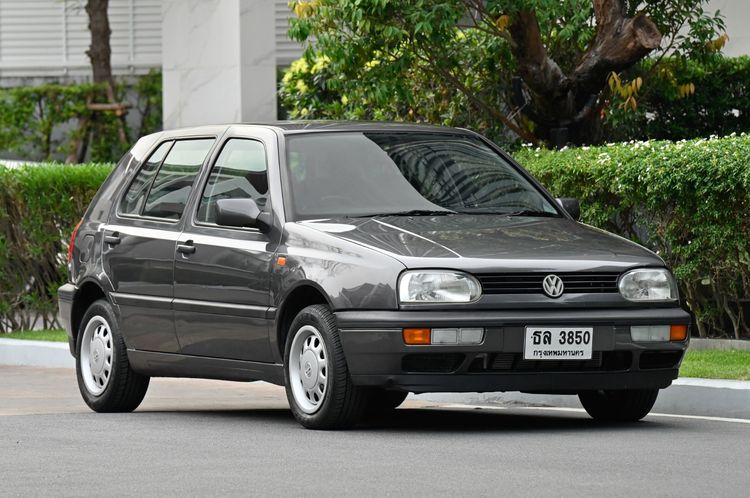 Volkswagen Golf 1994 1.8 GL Sedan เบนซิน ไม่ติดแก๊ส เกียร์อัตโนมัติ เทา รูปที่ 2
