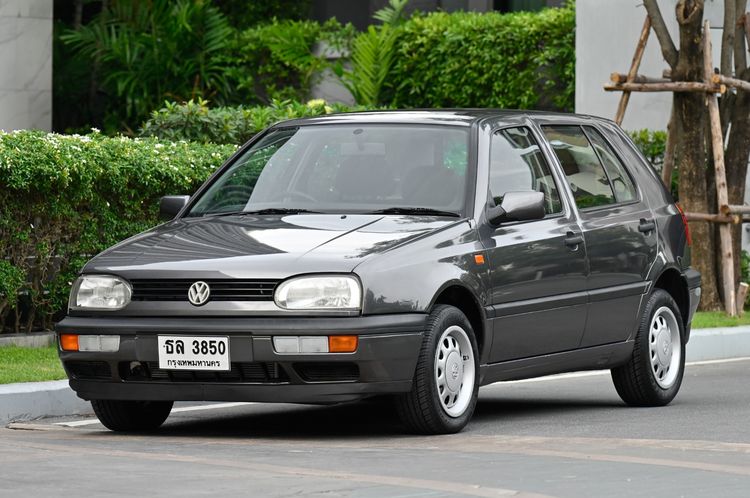 รถ Volkswagen Golf 1.8 GL สี เทา
