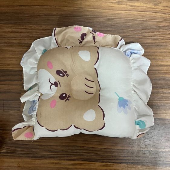 Used หมอนหัวทุย สภาพดี นอนได้ 2 ฝั่ง 