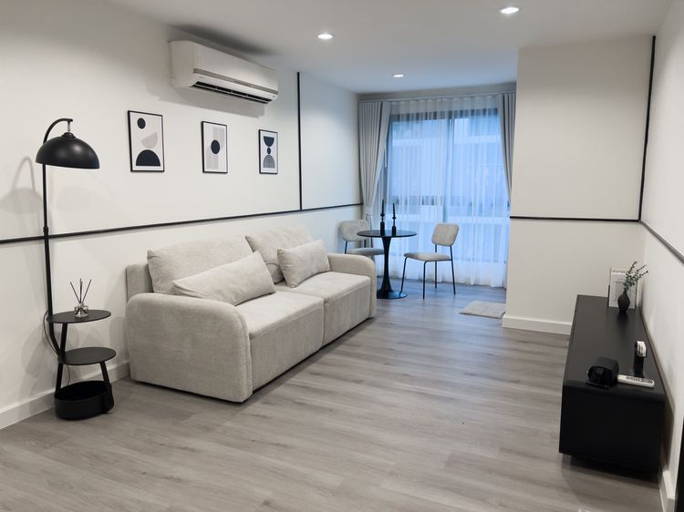 ขายด่วน คอนโด Metro Sky Ratchada ห้องกว้าง วิวสระ บรรยากาศรีสอร์ท