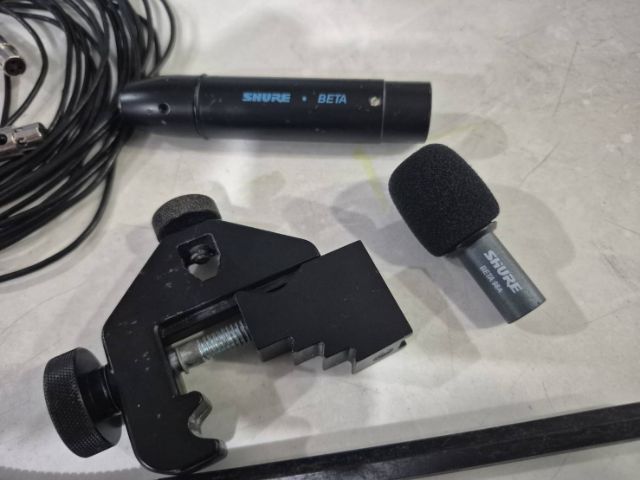 SHURE  BETA 98A  อุปกรณ์ครบ ของแท้  ใช้งานได้ปกติ  
ขาย ตัวละ  6000 บาท รูปที่ 2