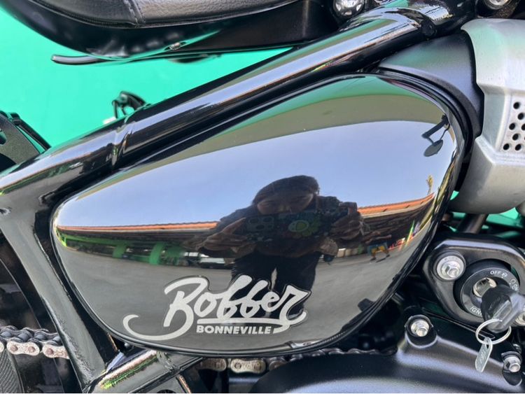 Triumph bobber black สีแดง ปี2021 รูปที่ 4