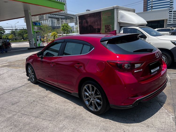 Mazda Mazda3 2018 2.0 S Sports Sedan เบนซิน ไม่ติดแก๊ส เกียร์อัตโนมัติ แดง รูปที่ 3