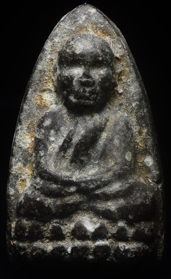 หลวงพ่อทวด เนื้อว่าน 2497 ผิวแห้งๆ สภาพสวย แบ่งบูชา 800ครับ