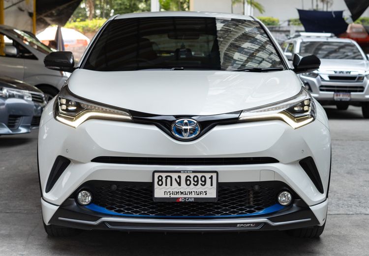 2019 TOYOTA CHR 1.8 HV MID รถบ้าน มือเดียว สภาพดีมาก ไม่เคยชน