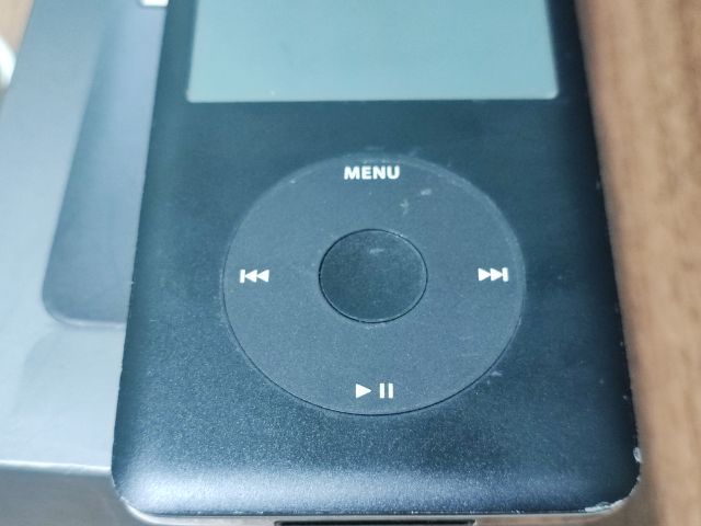 ipod classic gen 6 80gb สภาพดี รูปที่ 6