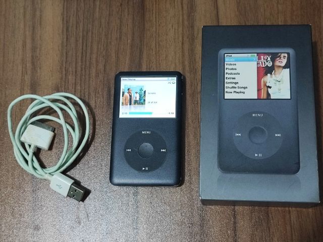 ipod classic gen 6 80gb สภาพดี
