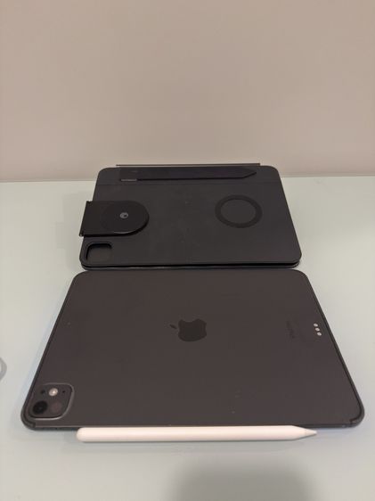 ทั้งหมด iPad Pro 11” M4 cellular, 256gb + Magic Keyboard + Apple Pencil Pro Gen 2 รูปที่ 3