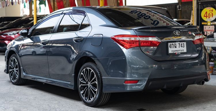 Toyota Altis 2015 1.8 Esport Sedan เบนซิน ไม่ติดแก๊ส เกียร์อัตโนมัติ เทา รูปที่ 3