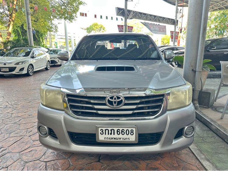 รถ Toyota Hilux Vigo Champ Double Cab 2.5 J สี เทา