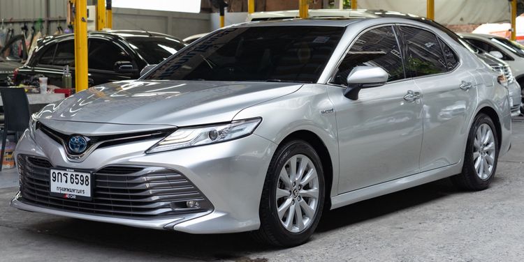 Toyota Camry 2020 2.5 HV Premium Sedan ไฮบริด ไม่ติดแก๊ส เกียร์อัตโนมัติ เทา รูปที่ 2