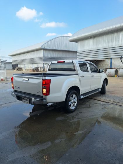 Isuzu D-MAX 2017 1.9 Hi-Lander Z Pickup ดีเซล เกียร์อัตโนมัติ ขาว รูปที่ 3