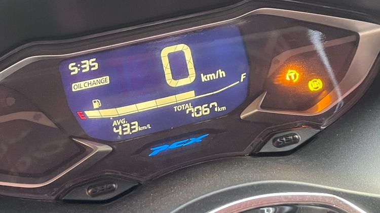 PCX 160 ABS จดปี 24 ไมล์ 7067 km. รูปที่ 3