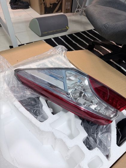 ไฟท้าย Toyota Camry Hybrid Permium 2019 XV70 ACV70 สภาพเหมือนใหม่ ไฟเต็ม ออกครบทุกจุด รูปที่ 3