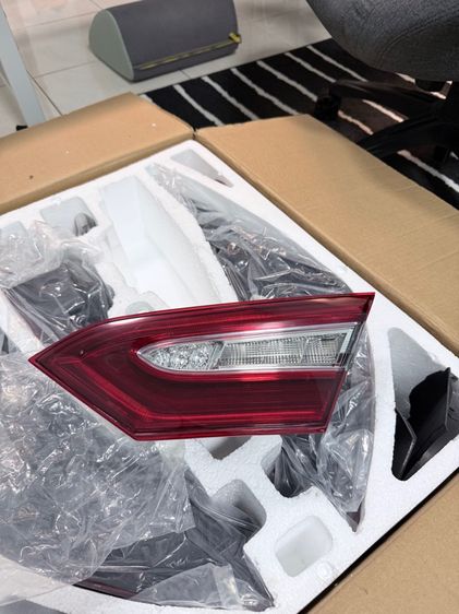 ไฟท้าย Toyota Camry Hybrid Permium 2019 XV70 ACV70 สภาพเหมือนใหม่ ไฟเต็ม ออกครบทุกจุด รูปที่ 7