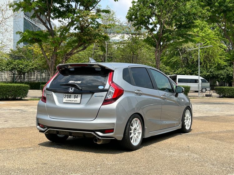 Honda Jazz 2021 1.5 S Sedan เบนซิน ไม่ติดแก๊ส เกียร์ธรรมดา เงิน รูปที่ 3