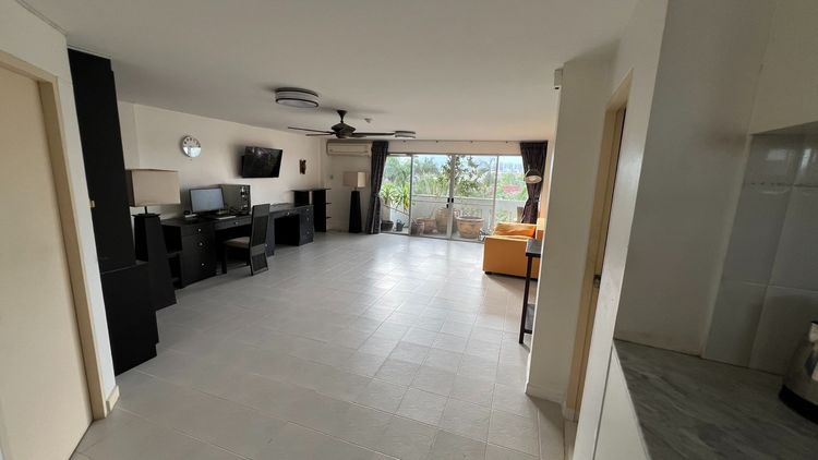 เจ้าของขายเอง คอนโด 115.8 ตร.ม. (2 ห้องนอน) ใกล้ MRT สายสีส้ม เปิด 2570