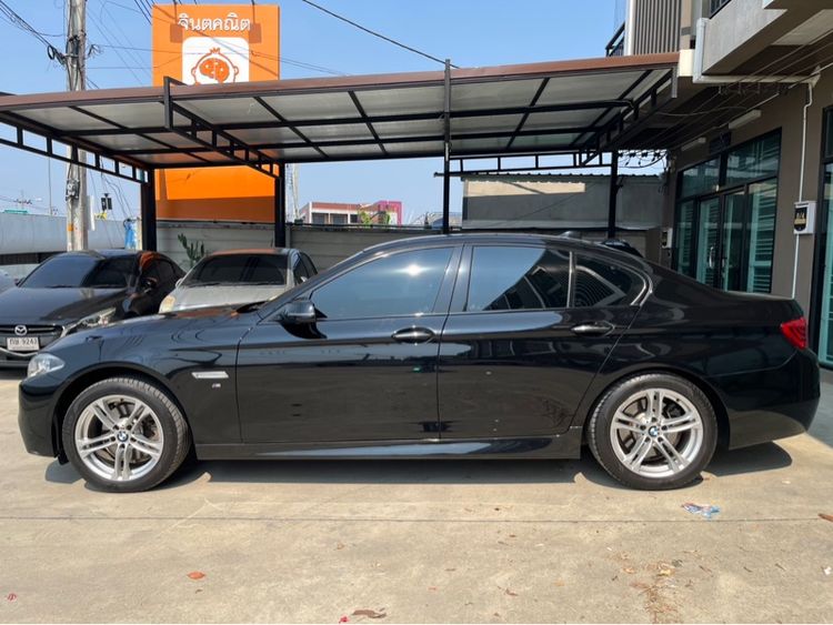 BMW Series 5 2015 525d Sedan ดีเซล ไม่ติดแก๊ส เกียร์อัตโนมัติ ดำ รูปที่ 4
