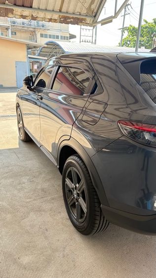 Honda HR-V 2022 1.5 EL e:HEV Sedan ไฮบริด ไม่ติดแก๊ส เกียร์อัตโนมัติ เทา รูปที่ 4