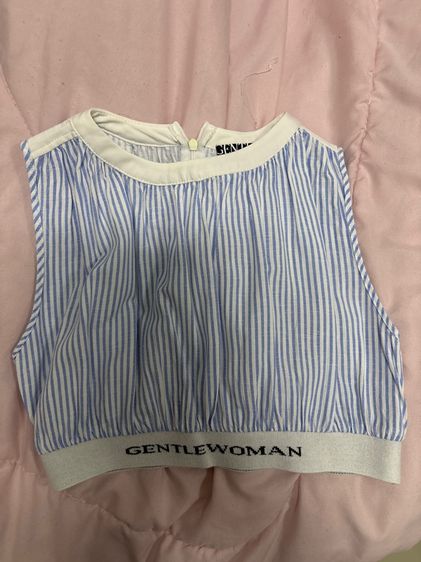 เสื้อแขนกุด